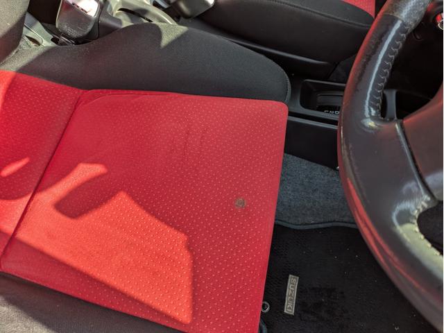 Ｋｅｉワークス ベースグレード　ベースグレード（４名）　マニュアルエアコン　エアバック　ダブルエアバック　パワーステ　ＰＷ　ＡＢＳ　衝突安全ボディ　キーレス付（21枚目）