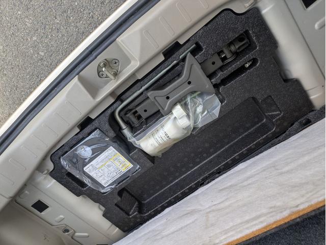 パレット Ｘ　リモコンキー　運転席エアバック　助手席エアバック　フルフラット　全席ＰＷ　盗難警報装置　パワステ　フロントベンチシート　ＡＢＳ付き　サイドエアバック　衝突安全ボディ　スマートキー付き　ＡＵＴＯエアコン（29枚目）