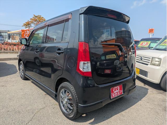 ワゴンＲ ＦＸリミテッドＩＩ　キーレススタート　セキュリティーアラーム　フロントベンチシート　ＡＢＳ付き　ＡＣ　ＰＷ　運転席エアバック　Ｗエアバック　スマトキー　フルフラット　パワステ　衝突安全ボディ（9枚目）