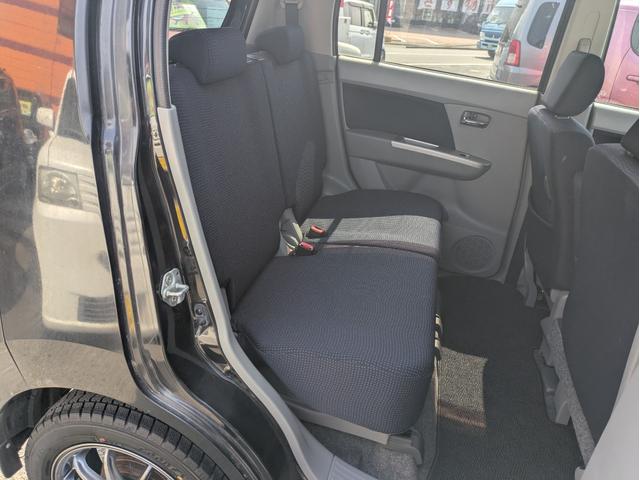 ワゴンＲ ＦＸリミテッドＩＩ　キーレススタート　セキュリティーアラーム　フロントベンチシート　ＡＢＳ付き　ＡＣ　ＰＷ　運転席エアバック　Ｗエアバック　スマトキー　フルフラット　パワステ　衝突安全ボディ（12枚目）