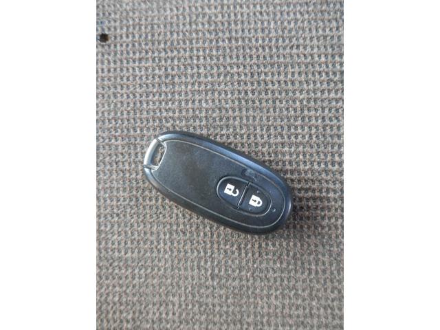 アルトラパン Ｘ　運転席助手席エアバック　ＰＷ　キーレススタート　運転席エアバック　ベンチ　インテリキー　オートエアコン　セキュリティ　ＰＳ　フルフラットシート　衝突安全ボディ　ＡＢＳ（27枚目）