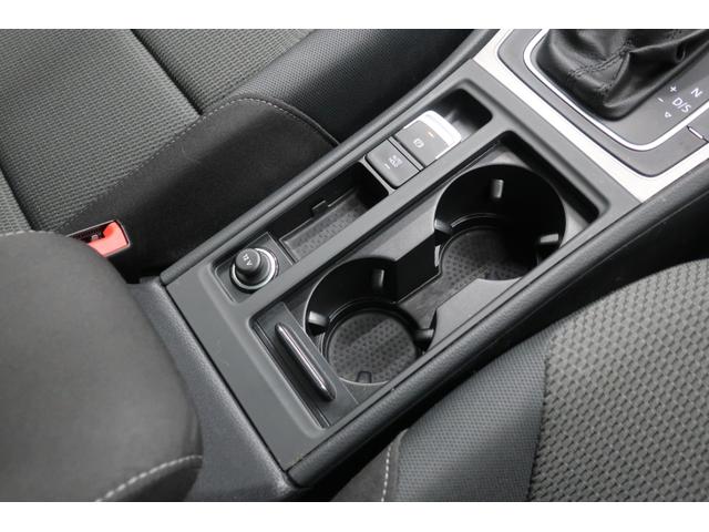 TSIコンフォートラインブルーモーションテクノロジー 純正ナビTVフルセグ/ETC2.0/スペアキー/ACC/HID/バックカメラ/16インチアルミ(22枚目)