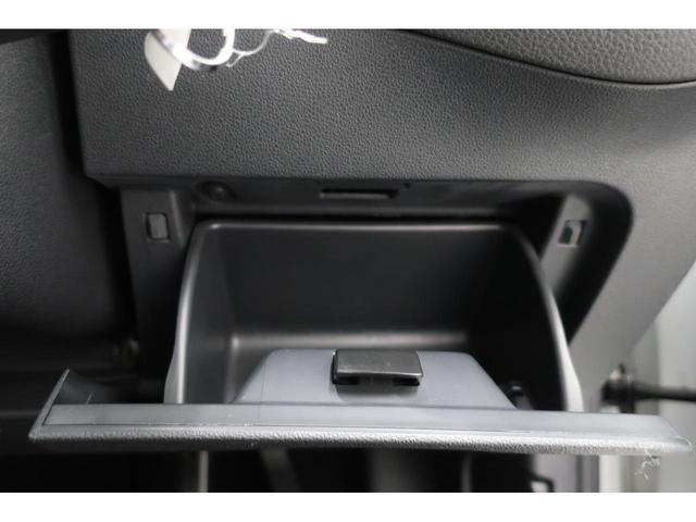 TSIコンフォートラインブルーモーションテクノロジー 純正ナビTVフルセグ/バックカメラ/ETC2.0/取説/ACC/HID/16インチアルミ/2019年製グッドイヤーイーグルLS山有り(37枚目)