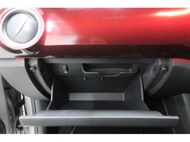 アップ!GTI 特別仕様車 beatsサウンドシステム 6速MT 純正Bカメラ リアセンサー ETC 専用シート シートヒーター クルーズコントロール 純正17インチAW レッドブレーキキャリパー 禁煙車(30枚目)