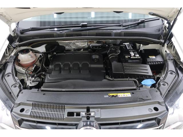 シャラン ＴＤＩ　ハイライン　レザーＰＫＧ　２．０Ｌクリーンディーゼルターボ　ナビＴＶ　後席モニター　ＥＴＣ　ＡＣＣ　ＬＫＡ　ＢＳＡ　前後障害物センサー　Ｂカメラ　衝突軽減　ＨＩＤヘッドライト　１７インチＡＷ　ブリジストンレグノ（43枚目）