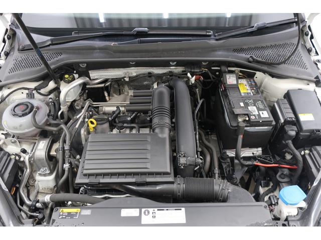 ゴルフ ＴＳＩコンフォートライン　スマートキー　カープレイ　ナビ　ＴＶ　ＢＴオーディオ　ＥＴＣ　バックカメラ　アダプティブクルーズコントロール　レーンキープアシスト　ＬＥＤヘッドライト　純正１６インチＡＷ　禁煙車（46枚目）