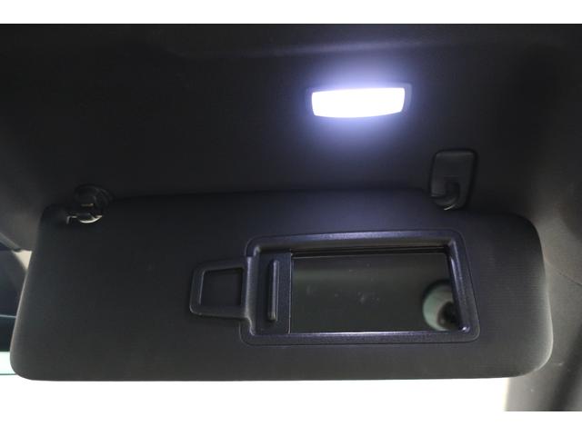 ゴルフＲ ベースグレード　黒革シート　パワーシート　ナビＴＶ　バックカメラ　　ＡＣＣ　　ＥＴＣ　ＨＩＤヘッドライト　ドライブレコーダー　１８インチ純正アルミホイール　スマートキー　プッシュスタート　記録簿　スペアキー（10枚目）