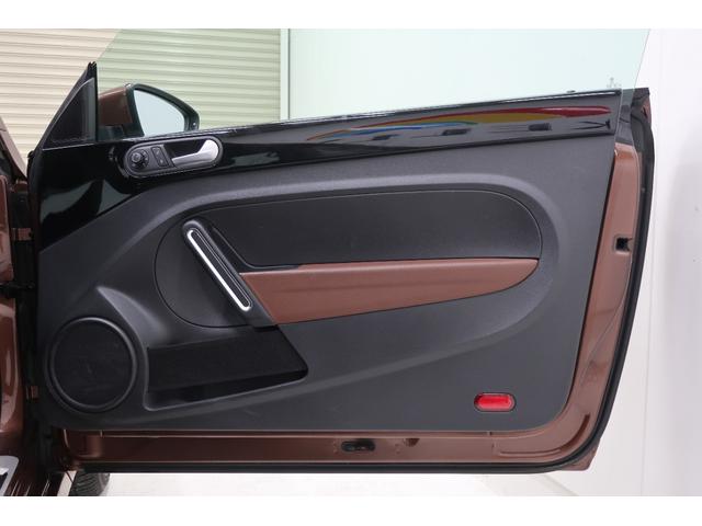 ザ・ビートル オールスター　２８０台限定特別仕様車　　スマートキー　　プッシュスタート　ナビＴＶ　バックカメラ　Ｂｌｕｅｔｏｏｔｈ　ＵＳＢ接続ケーブル　１７インチ純正アルミホイール　ＨＩＤヘッドランプ　スペアキー　記録簿（61枚目）