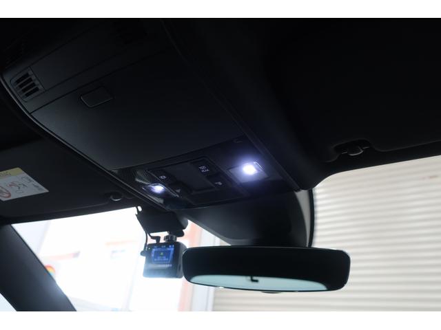 ゴルフＧＴＩ ベースグレード　デジタルメーター　ＬＥＤヘッドランプ　ナビＴＶ　１８インチホイール　ＥＴＣ２．０　ＡｐｐＣｏｎｎｅｃｔ　パークディスタンスコントロール　ＡＣＣ　　スマートキー　禁煙車　記録簿（9枚目）