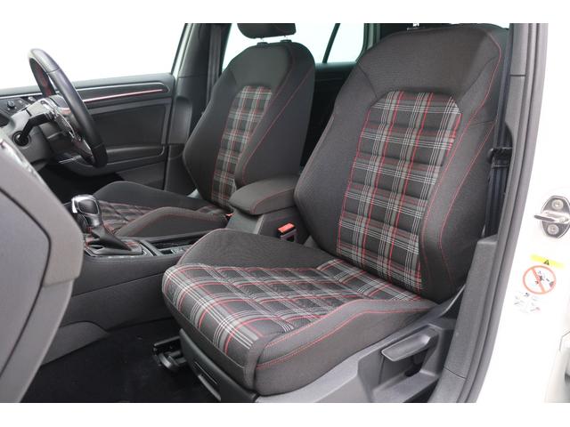 ゴルフＧＴＩ ベースグレード　デジタルメーター　ＬＥＤヘッドランプ　ナビＴＶ　１８インチホイール　ＥＴＣ２．０　ＡｐｐＣｏｎｎｅｃｔ　パークディスタンスコントロール　ＡＣＣ　　スマートキー　禁煙車　記録簿（40枚目）