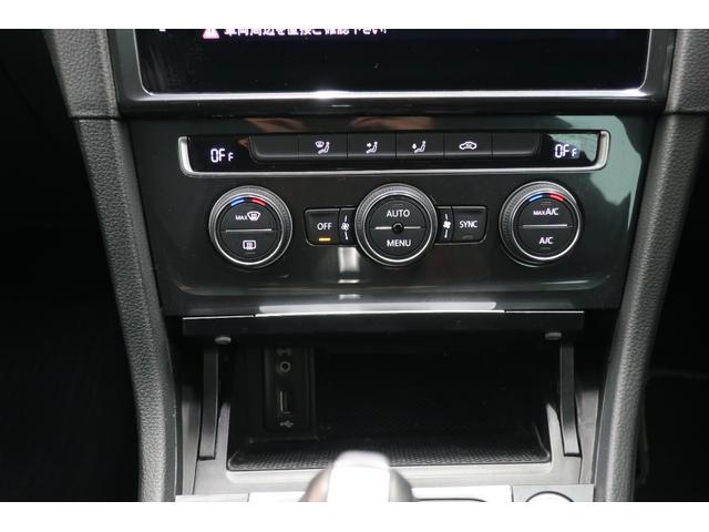 ゴルフヴァリアント TDI コンフォートライン マイスター ワンオーナー 禁煙車 LEDヘッドランプ ドライブレコーダー  デジタルメーター ナビTV パークディスタンスコントロール バックカメラ 17インチ純正アルミホイール スマートキー 記録簿 スペアキー(14枚目)