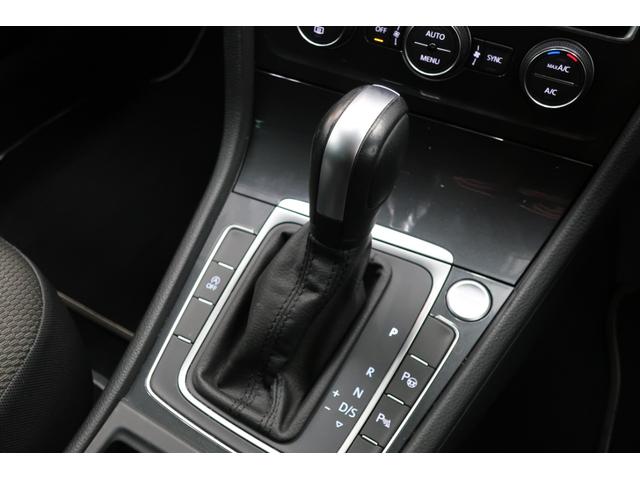 ゴルフヴァリアント TDI コンフォートライン マイスター ワンオーナー 禁煙車 LEDヘッドランプ ドライブレコーダー  デジタルメーター ナビTV パークディスタンスコントロール バックカメラ 17インチ純正アルミホイール スマートキー 記録簿 スペアキー(15枚目)