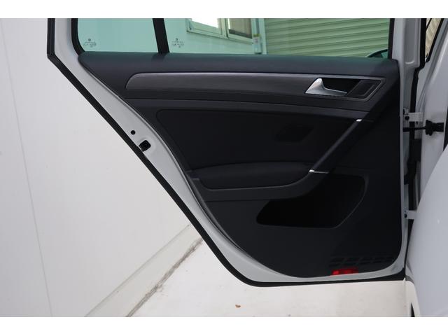 ゴルフヴァリアント TDI コンフォートライン マイスター ワンオーナー 禁煙車 LEDヘッドランプ ドライブレコーダー  デジタルメーター ナビTV パークディスタンスコントロール バックカメラ 17インチ純正アルミホイール スマートキー 記録簿 スペアキー(71枚目)