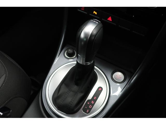 ザ・ビートル Ｒライン　サンルーフ　純正ナビＴＶ　バックカメラ　ブラインドスポットディテクション　リアトラフィックアラート　ＨＩＤヘッドランプ　スマートキー　プッシュスタート　ＥＴＣ　ＵＳＢ接続ケーブル　オートエアコン（21枚目）