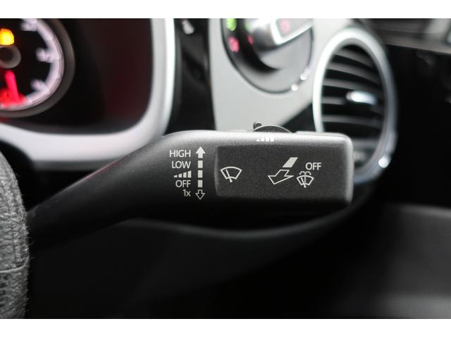 ザ・ビートル Ｒライン　サンルーフ　純正ナビＴＶ　バックカメラ　ブラインドスポットディテクション　リアトラフィックアラート　ＨＩＤヘッドランプ　スマートキー　プッシュスタート　ＥＴＣ　ＵＳＢ接続ケーブル　オートエアコン（27枚目）