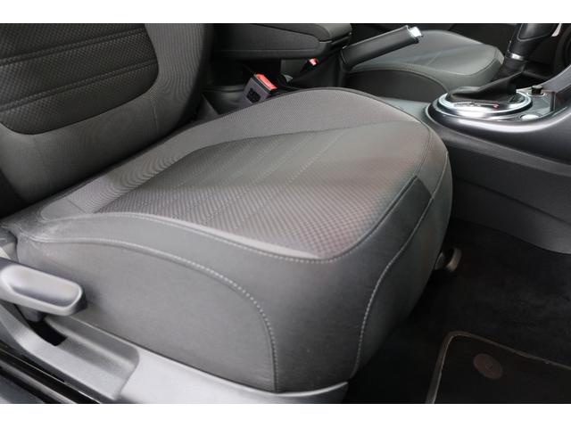 ザ・ビートル Ｒライン　サンルーフ　純正ナビＴＶ　バックカメラ　ブラインドスポットディテクション　リアトラフィックアラート　ＨＩＤヘッドランプ　スマートキー　プッシュスタート　ＥＴＣ　ＵＳＢ接続ケーブル　オートエアコン（37枚目）