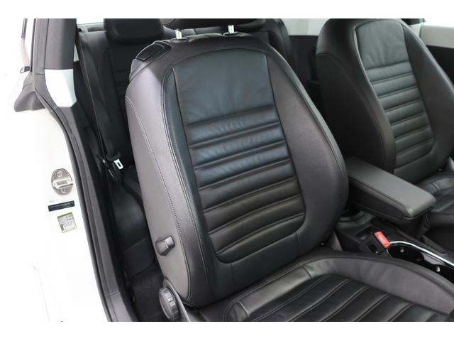 ザ・ビートル デザイン スマートキー プッシュスタート 黒革シート 純正ナビTV バックカメラ Bluetooth シートヒーター ETC HIDヘッドランプ USB接続ケーブル 記録簿 純正16インチアルミホイール(33枚目)