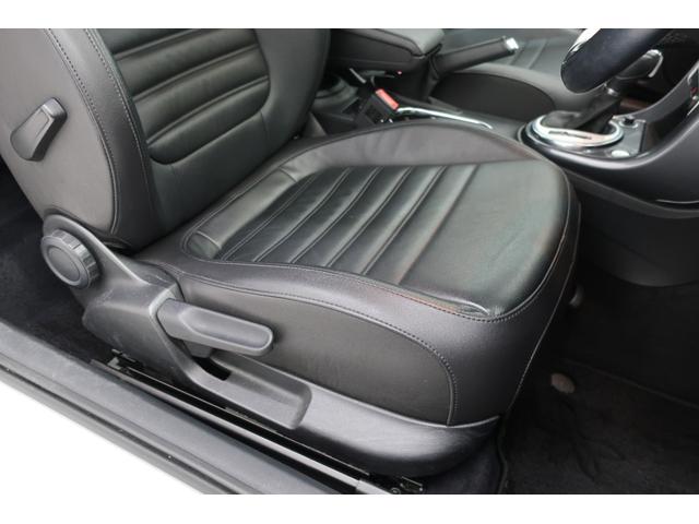 ザ・ビートル デザイン スマートキー プッシュスタート 黒革シート 純正ナビTV バックカメラ Bluetooth シートヒーター ETC HIDヘッドランプ USB接続ケーブル 記録簿 純正16インチアルミホイール(34枚目)