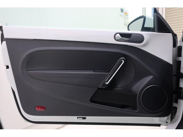 ザ・ビートル デザイン スマートキー プッシュスタート 黒革シート 純正ナビTV バックカメラ Bluetooth シートヒーター ETC HIDヘッドランプ USB接続ケーブル 記録簿 純正16インチアルミホイール(68枚目)