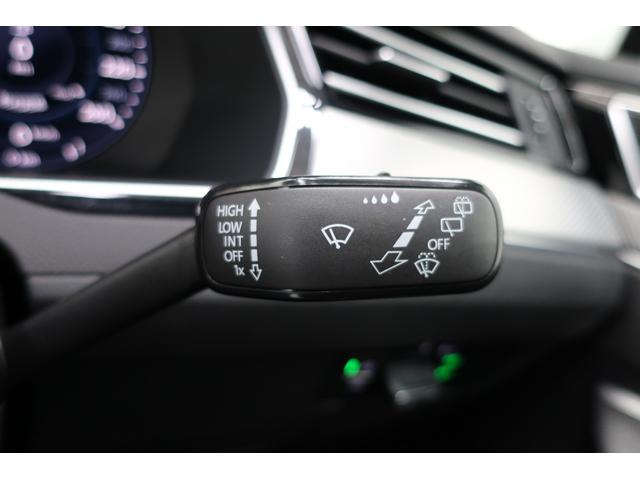 フォルクスワーゲンは、速度無制限のドイツ、アウトバーンで徹底的に鍛え抜かれてきました。高速域での圧倒的な安定性と優れた走行性能は、過酷な環境で生まれたＶＷ車が世界中のドライバーに選ばれる理由です。