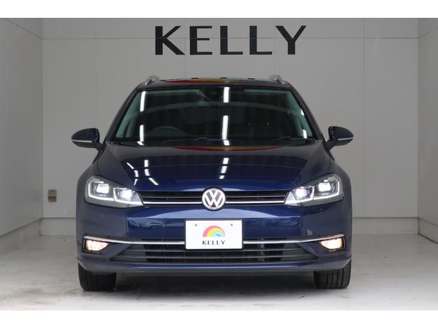 ゴルフヴァリアント ＴＳＩ　コンフォートライン　マイスター　ＬＥＤヘッドランプ　大型デジタルメーター　純正ナビＴＶ　バックカメラ　ブラインドスポットディテクション　ＡＣＣ　１７インチ１０本スポーク純正ホイール　スマートキー　プッシュスタート　記録簿　スペアキー（8枚目）