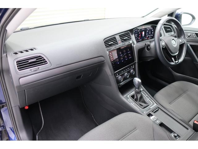 ゴルフヴァリアント ＴＳＩ　コンフォートライン　マイスター　ＬＥＤヘッドランプ　大型デジタルメーター　純正ナビＴＶ　バックカメラ　ブラインドスポットディテクション　ＡＣＣ　１７インチ１０本スポーク純正ホイール　スマートキー　プッシュスタート　記録簿　スペアキー（33枚目）