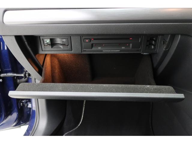 ゴルフヴァリアント ＴＳＩ　コンフォートライン　マイスター　ＬＥＤヘッドランプ　大型デジタルメーター　純正ナビＴＶ　バックカメラ　ブラインドスポットディテクション　ＡＣＣ　１７インチ１０本スポーク純正ホイール　スマートキー　プッシュスタート　記録簿　スペアキー（34枚目）