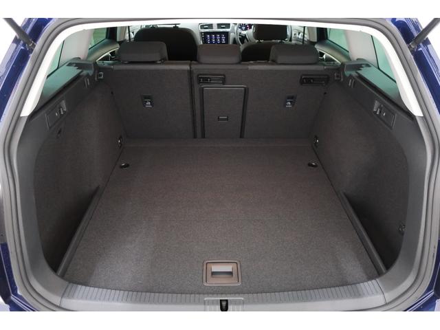 ゴルフヴァリアント ＴＳＩ　コンフォートライン　マイスター　ＬＥＤヘッドランプ　大型デジタルメーター　純正ナビＴＶ　バックカメラ　ブラインドスポットディテクション　ＡＣＣ　１７インチ１０本スポーク純正ホイール　スマートキー　プッシュスタート　記録簿　スペアキー（39枚目）