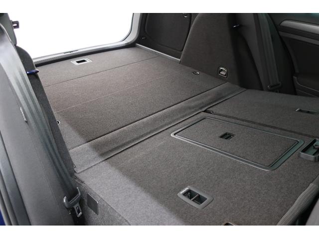 ゴルフヴァリアント ＴＳＩ　コンフォートライン　マイスター　ＬＥＤヘッドランプ　大型デジタルメーター　純正ナビＴＶ　バックカメラ　ブラインドスポットディテクション　ＡＣＣ　１７インチ１０本スポーク純正ホイール　スマートキー　プッシュスタート　記録簿　スペアキー（41枚目）