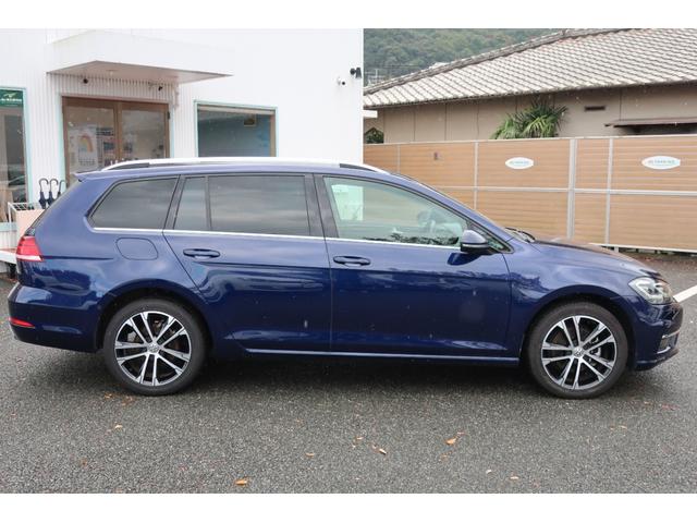 ゴルフヴァリアント ＴＳＩ　コンフォートライン　マイスター　ＬＥＤヘッドランプ　大型デジタルメーター　純正ナビＴＶ　バックカメラ　ブラインドスポットディテクション　ＡＣＣ　１７インチ１０本スポーク純正ホイール　スマートキー　プッシュスタート　記録簿　スペアキー（75枚目）