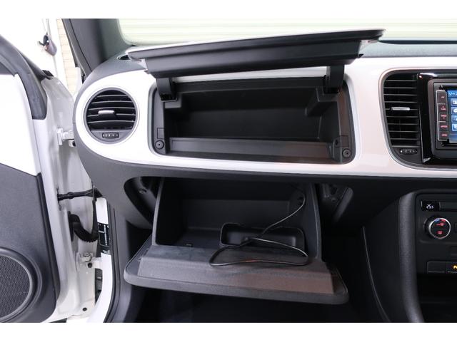 ザ・ビートル ミルク　ワンオーナー　２５０台限定特別仕様車　純正ナビＴＶ　バックカメラ　スマートキー　パークディスタンスコントロール　ＨＩＤヘッドランプ　１７インチ純正ホイール　オートエアコン　スペアキー　記録簿（36枚目）