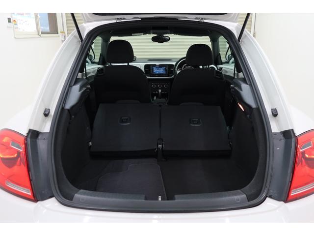 ザ・ビートル ミルク　ワンオーナー　２５０台限定特別仕様車　純正ナビＴＶ　バックカメラ　スマートキー　パークディスタンスコントロール　ＨＩＤヘッドランプ　１７インチ純正ホイール　オートエアコン　スペアキー　記録簿（41枚目）