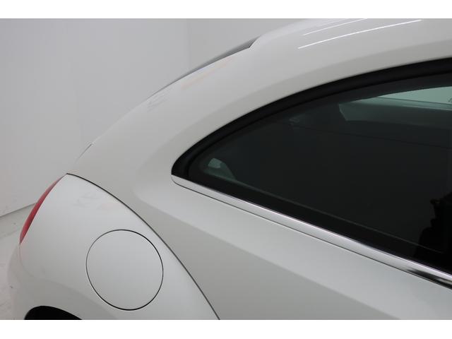 ザ・ビートル ミルク　ワンオーナー　２５０台限定特別仕様車　純正ナビＴＶ　バックカメラ　スマートキー　パークディスタンスコントロール　ＨＩＤヘッドランプ　１７インチ純正ホイール　オートエアコン　スペアキー　記録簿（51枚目）