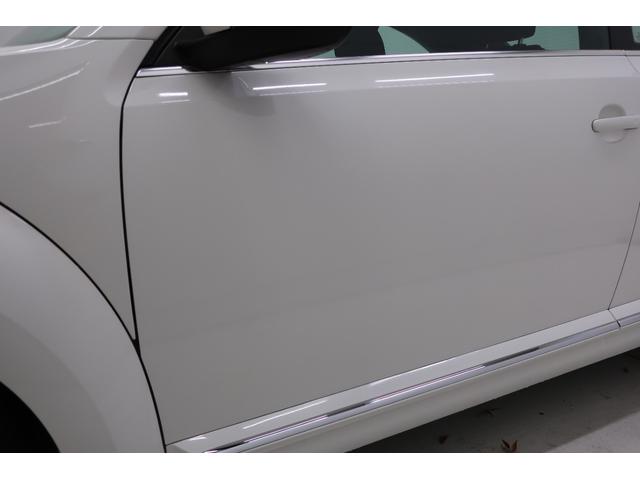 ザ・ビートル ミルク　ワンオーナー　２５０台限定特別仕様車　純正ナビＴＶ　バックカメラ　スマートキー　パークディスタンスコントロール　ＨＩＤヘッドランプ　１７インチ純正ホイール　オートエアコン　スペアキー　記録簿（55枚目）