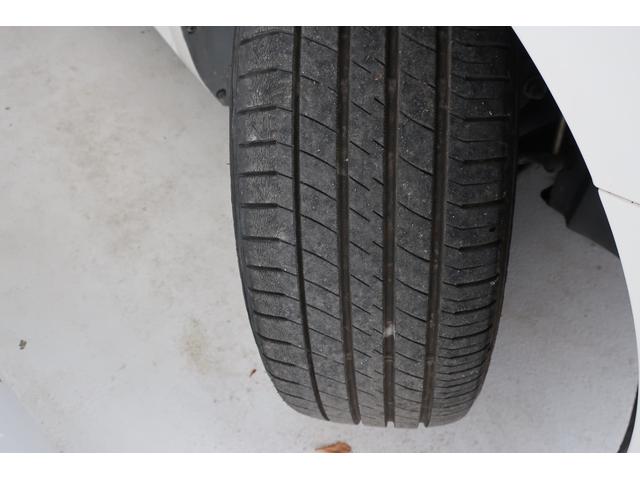 ザ・ビートル ミルク　ワンオーナー　２５０台限定特別仕様車　純正ナビＴＶ　バックカメラ　スマートキー　パークディスタンスコントロール　ＨＩＤヘッドランプ　１７インチ純正ホイール　オートエアコン　スペアキー　記録簿（59枚目）