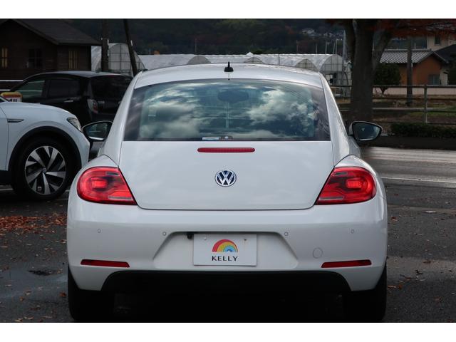 ザ・ビートル ミルク　ワンオーナー　２５０台限定特別仕様車　純正ナビＴＶ　バックカメラ　スマートキー　パークディスタンスコントロール　ＨＩＤヘッドランプ　１７インチ純正ホイール　オートエアコン　スペアキー　記録簿（74枚目）