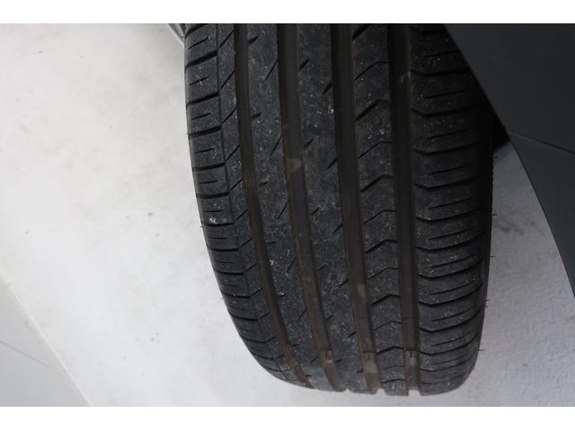 ザ・ビートル デューン　５００台限定特別仕様車　純正ナビＴＶ　バックカメラ　ＨＩＤヘッドランプ　スマートキー　禁煙車　記録簿　パークディスタンスコントロール　クルーズコントロール　リアスポイラー　１８インチ純正ホイール（64枚目）