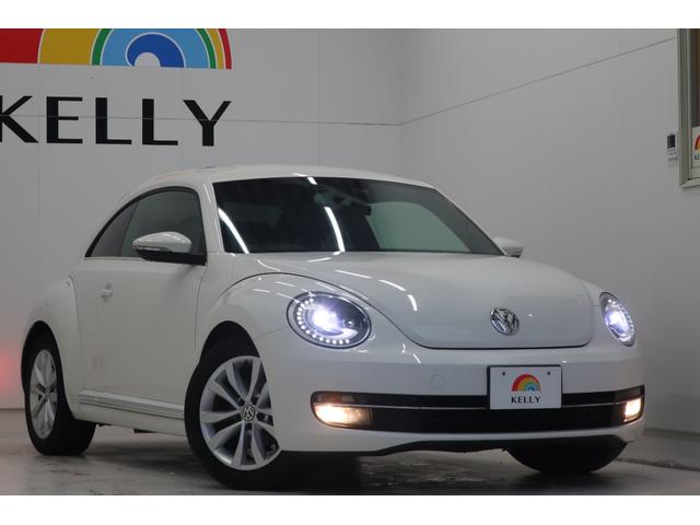 ザ・ビートル デザインレザーパッケージ　新品ナビ取付Ｐａｎａｓｏｎｉｃ　ＣＮ－ＣＥ０１Ｄ　ナビＴＶ　バックカメラ　黒革シート　シートヒーター　ＥＴＣ　ドライブレコーダー　ＨＩＤヘッドランプ　　オートエアコン　１７インチ純正アルミホイール（9枚目）