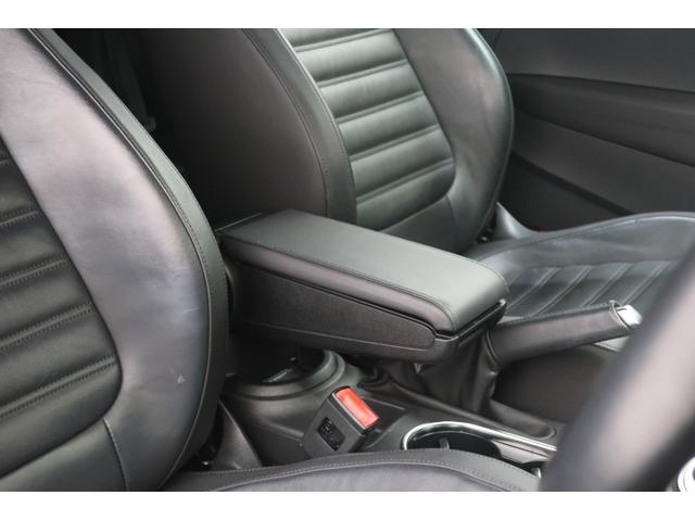 ザ・ビートル デザインレザーパッケージ　新品ナビ取付Ｐａｎａｓｏｎｉｃ　ＣＮ－ＣＥ０１Ｄ　ナビＴＶ　バックカメラ　黒革シート　シートヒーター　ＥＴＣ　ドライブレコーダー　ＨＩＤヘッドランプ　　オートエアコン　１７インチ純正アルミホイール（23枚目）