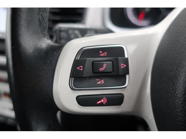 ザ・ビートル デザインレザーパッケージ　新品ナビ取付Ｐａｎａｓｏｎｉｃ　ＣＮ－ＣＥ０１Ｄ　ナビＴＶ　バックカメラ　黒革シート　シートヒーター　ＥＴＣ　ドライブレコーダー　ＨＩＤヘッドランプ　　オートエアコン　１７インチ純正アルミホイール（28枚目）