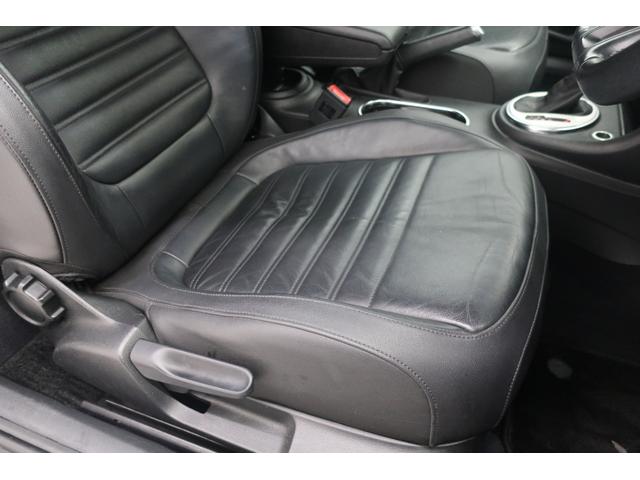 ザ・ビートル デザインレザーパッケージ　新品ナビ取付Ｐａｎａｓｏｎｉｃ　ＣＮ－ＣＥ０１Ｄ　ナビＴＶ　バックカメラ　黒革シート　シートヒーター　ＥＴＣ　ドライブレコーダー　ＨＩＤヘッドランプ　　オートエアコン　１７インチ純正アルミホイール（34枚目）