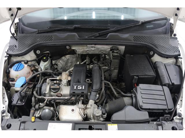 ザ・ビートル デザインレザーパッケージ　新品ナビ取付Ｐａｎａｓｏｎｉｃ　ＣＮ－ＣＥ０１Ｄ　ナビＴＶ　バックカメラ　黒革シート　シートヒーター　ＥＴＣ　ドライブレコーダー　ＨＩＤヘッドランプ　　オートエアコン　１７インチ純正アルミホイール（48枚目）