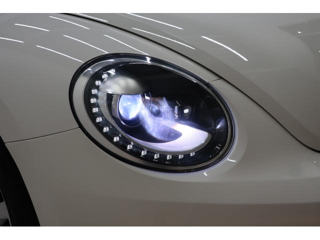 ザ・ビートル デザインレザーパッケージ　新品ナビ取付Ｐａｎａｓｏｎｉｃ　ＣＮ－ＣＥ０１Ｄ　ナビＴＶ　バックカメラ　黒革シート　シートヒーター　ＥＴＣ　ドライブレコーダー　ＨＩＤヘッドランプ　　オートエアコン　１７インチ純正アルミホイール（50枚目）