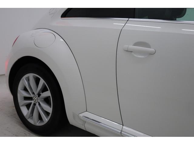 ザ・ビートル デザインレザーパッケージ　新品ナビ取付Ｐａｎａｓｏｎｉｃ　ＣＮ－ＣＥ０１Ｄ　ナビＴＶ　バックカメラ　黒革シート　シートヒーター　ＥＴＣ　ドライブレコーダー　ＨＩＤヘッドランプ　　オートエアコン　１７インチ純正アルミホイール（53枚目）