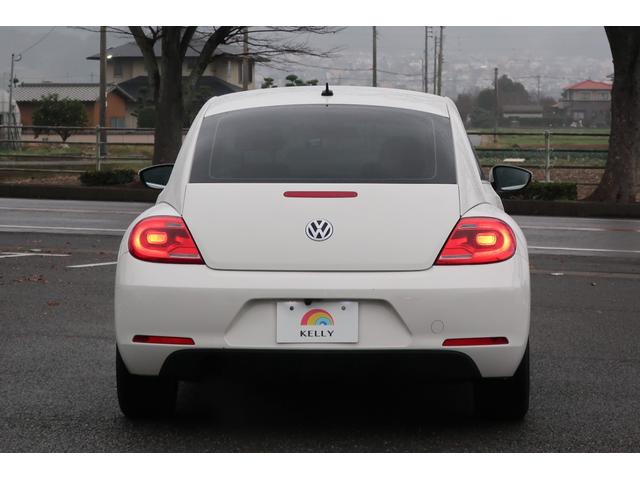 ザ・ビートル デザインレザーパッケージ　新品ナビ取付Ｐａｎａｓｏｎｉｃ　ＣＮ－ＣＥ０１Ｄ　ナビＴＶ　バックカメラ　黒革シート　シートヒーター　ＥＴＣ　ドライブレコーダー　ＨＩＤヘッドランプ　　オートエアコン　１７インチ純正アルミホイール（76枚目）