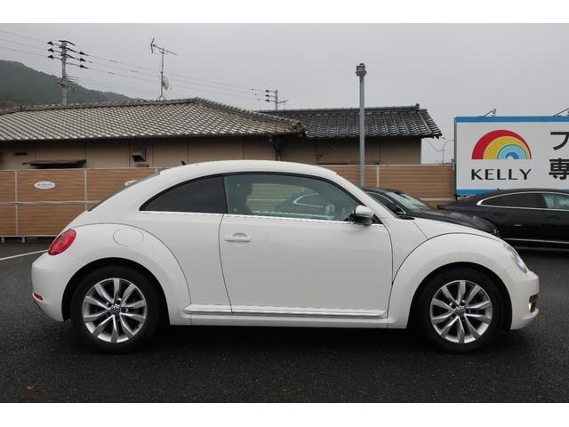 ザ・ビートル デザインレザーパッケージ　新品ナビ取付Ｐａｎａｓｏｎｉｃ　ＣＮ－ＣＥ０１Ｄ　ナビＴＶ　バックカメラ　黒革シート　シートヒーター　ＥＴＣ　ドライブレコーダー　ＨＩＤヘッドランプ　　オートエアコン　１７インチ純正アルミホイール（78枚目）