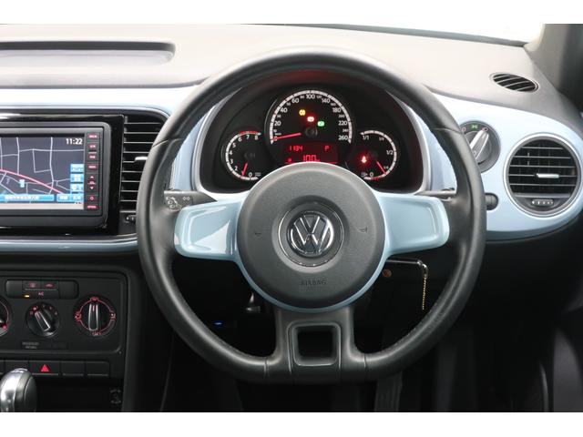 ザ・ビートル デザイン　ワンオーナー　純正ナビＴＶ　バックカメラ　Ｂｌｕｅｔｏｏｔｈオーディオ　ＨＩＤヘッドランプ　ＥＴＣ　純正１６インチアルミホイール　記録簿　ＵＳＢ接続ケーブル　クルーズコントロール　革巻きステアリング（13枚目）