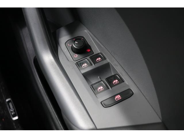 T-クロス TSI アクティブ オールインセーフティ LEDヘッドランプ バックカメラ ドライブレコーダー ACC 純正ナビ AppConnect ETC2.0 スペアキー 16インチ純正ホイール スマートキー ルーフレール 禁煙車(31枚目)