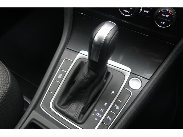 ゴルフヴァリアント TDI コンフォートライン マイスター 大型デジタルメーター ブラインドスポットディテクション 前後センサー LEDヘッドランプ 純正ナビTV バックカメラ ETC2.0 スマートキー プッシュスタート 17インチ純正ホイール(20枚目)