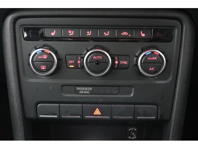 �t�H���N�X���[�Q���́A�����ȎԂł��낤�Ƒ傫�ȎԂł��낤�ƁA�i���ƈ��S���Ɉ�؂̑Ë������܂���B�N���X�𒴂����{�f�B�����A�d���ȃh�A�̕܂艹�́A���ׂĂ̎Ԏ�ɋ��ʂ���h�邬�Ȃ��i���̏؂ł��B